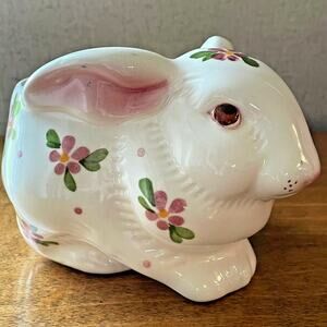 Avon White and Pink Flowered Floral Bunny Rabbit Vintage Planter Candle Holder